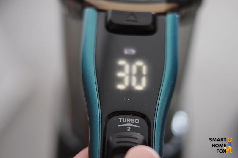 The display of the Speedpro Max Aqua